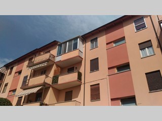 Trilocale in Vendita a Cesena, zona Vigne, 125'000€, 85 m², con Box