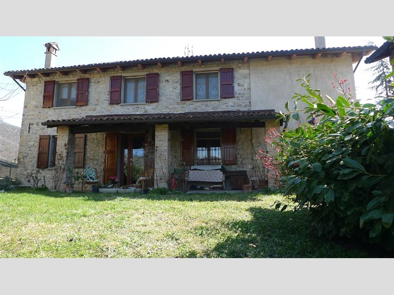 Casa Indipendente in Vendita a Valsamoggia, zona Frazione Rodiano, 175'000€, 200 m², arredato