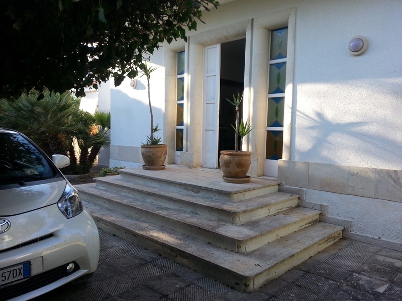 Casa Indipendente in Vendita a Andrano, 190€, 180 m², arredato