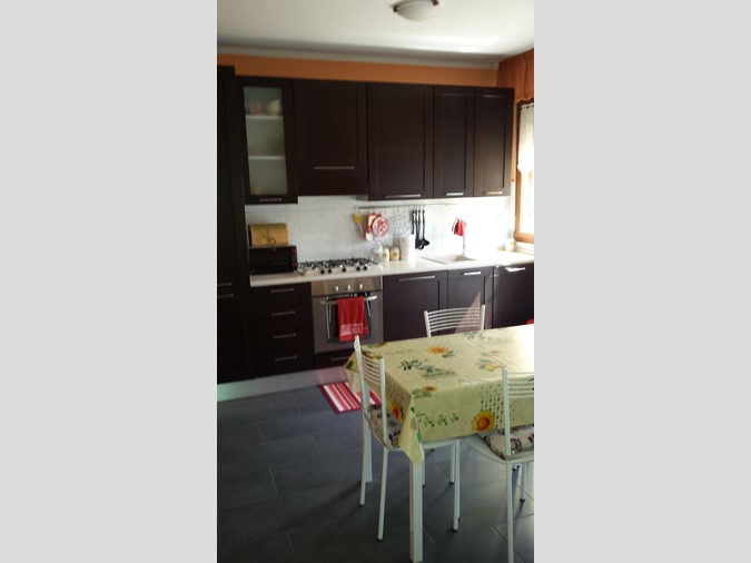 Bilocale in Vendita a Figline e Incisa Valdarno, zona Matassino, 100'000€, 57 m², arredato