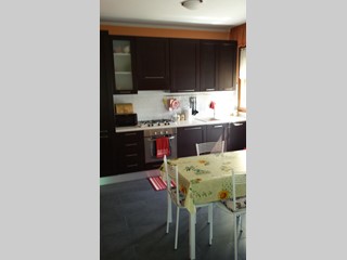 Bilocale in Vendita a Figline e Incisa Valdarno, zona Matassino, 100'000€, 57 m², arredato