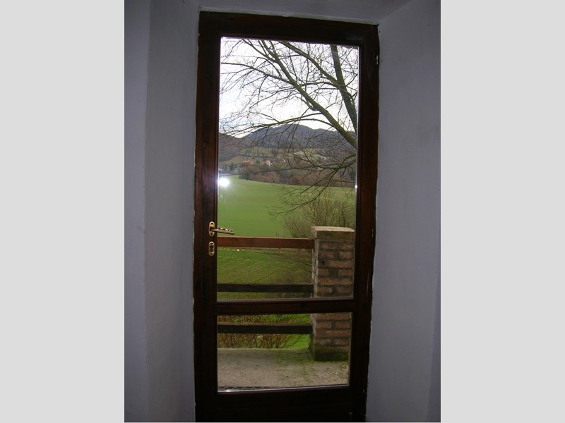 Trilocale in Affitto a Fossombrone, zona Bellaguardia, 370€, 75 m², arredato