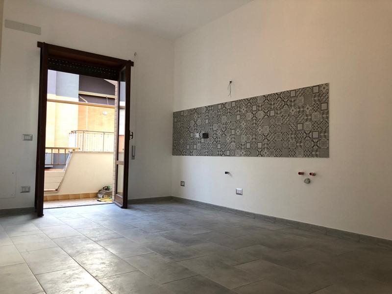 Appartamento in Vendita a Roma, zona morena, 189'000€