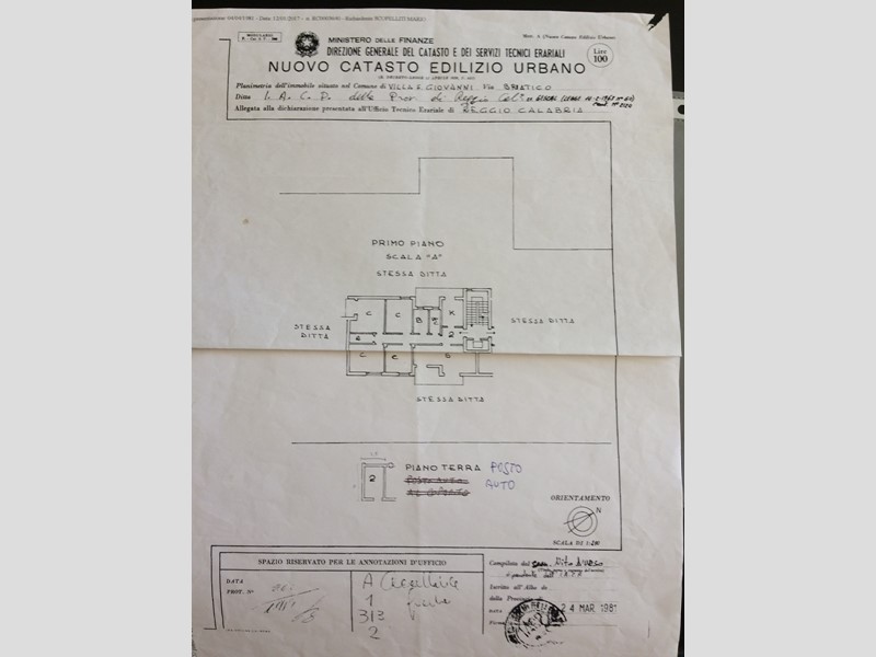 Appartamento in Vendita a Villa San Giovanni, zona Pezzo, 65'000€, 140 m², arredato