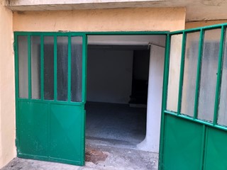 Magazzino in Vendita a Torino, zona Santa Rita, 20'000€, 50 m²