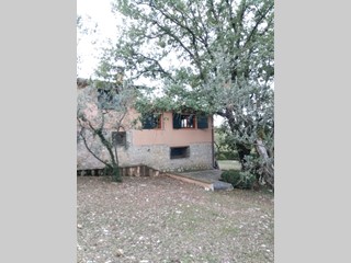 Villa in Vendita a Poggio Nativo, zona Casali di Poggio Nativo, 230'000&euro;, 150 m²