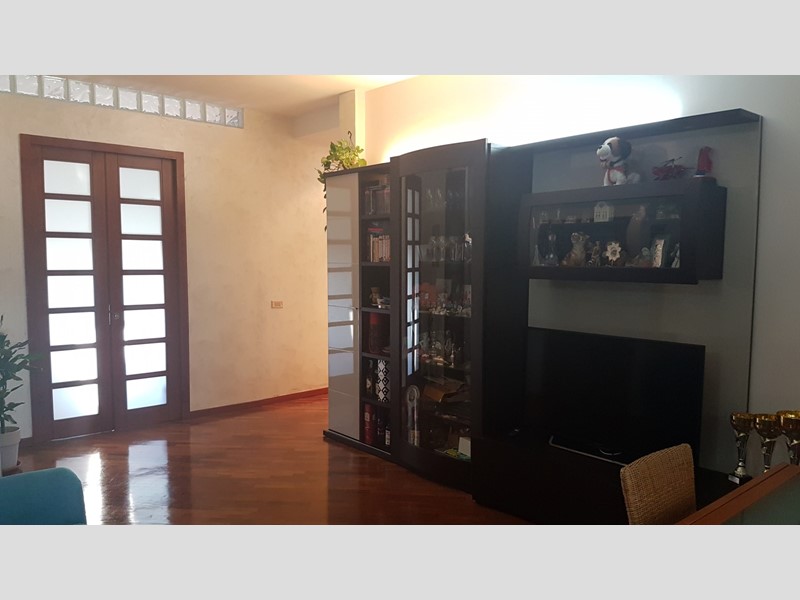 Quadrilocale in Vendita a Bari, zona poggiofranco, 265'000€, 112 m²