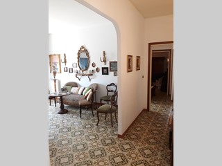 Quadrilocale in Vendita a Anzio, zona colonia, 169'000€, 100 m², con Box