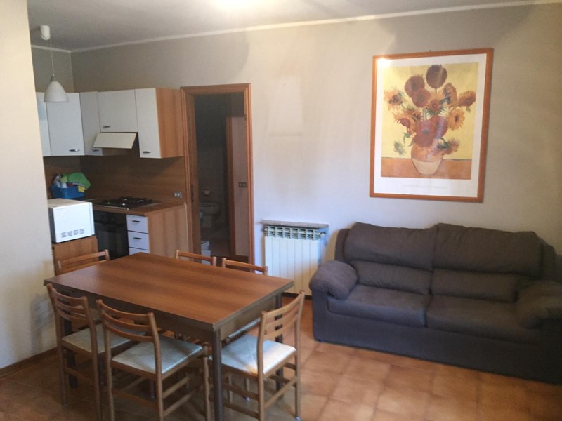 Bilocale in Vendita a Cerete, zona Novezio, 60 m², arredato