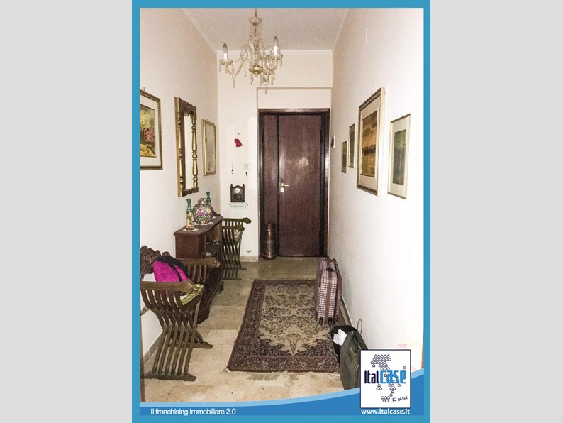 Appartamento in Vendita a Messina, zona Centro/Sud, 175'000€, 160 m²