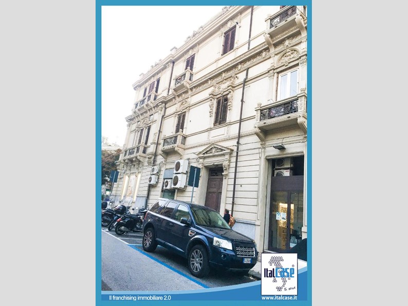 Bilocale in Affitto a Messina, zona Centro, 600€, 80 m², arredato