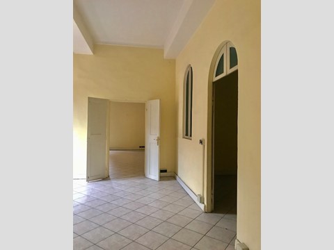 Ufficio in Affitto a Modena, zona CENTRO, 1'300&euro;, 170 m²