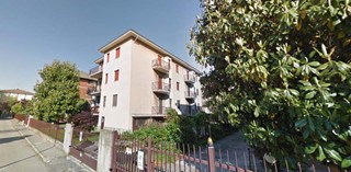 Quadrilocale in Vendita a Pavia, zona Via Basilicata 4, 190'000€, 165 m²