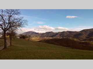 Terreno edificabile in Vendita a Carpineti, zona Marola, 31'000€, 700 m²