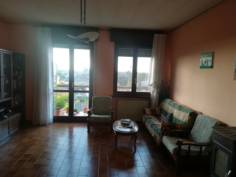 Trilocale in Vendita a Borgo San Giovanni, 75'000€, 85 m²