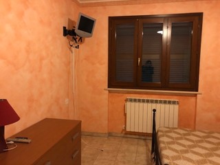 Trilocale in Vendita a Monte Porzio, zona residenziale, 90'000€, 60 m², arredato, con Box