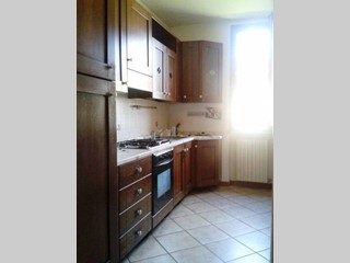 Trilocale in Vendita a Cadeo, zona Roveleto , 90'000€, 90 m², arredato