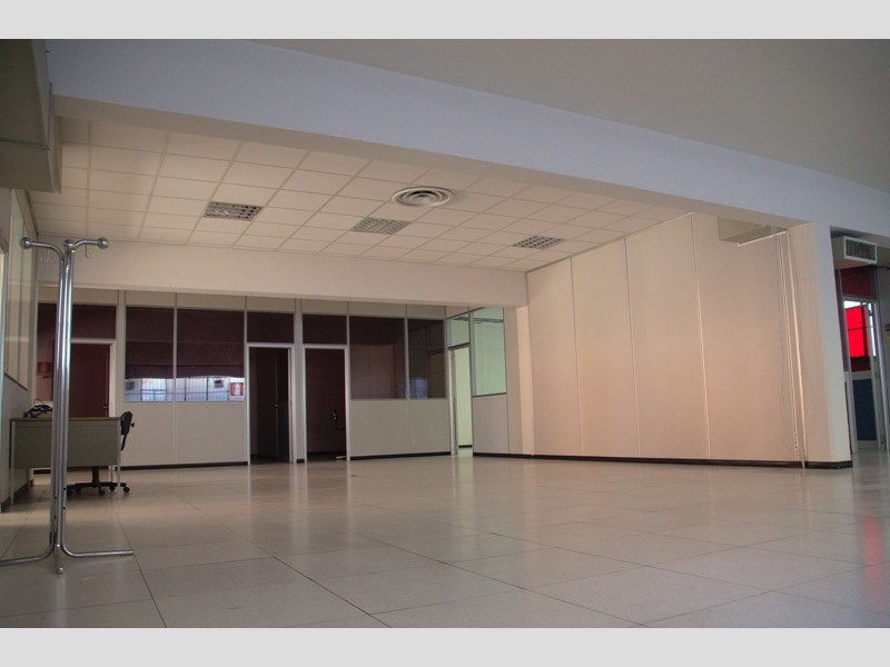 Capannone in Affitto a Sesto San Giovanni, zona centro, 1'200€, 304 m²
