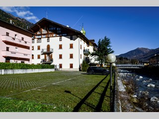 Mansarda in Vendita a Spiazzo, 200'000€, 78 m², arredato