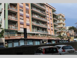 Quadrilocale in Affitto a Messina, zona Viale Principe Umberto, 600€, 160 m²