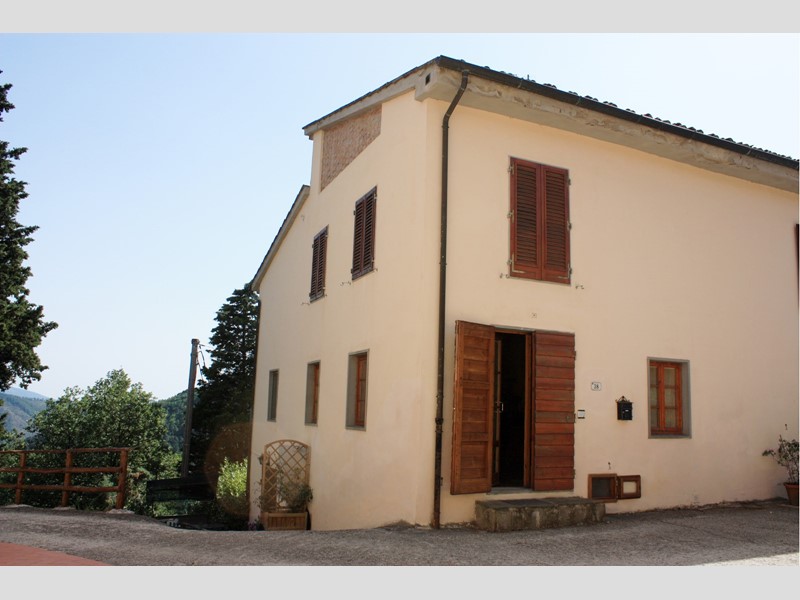 Casa Indipendente in Vendita a Cantagallo, zona Gricigliana, 199'000€, 150 m², arredato