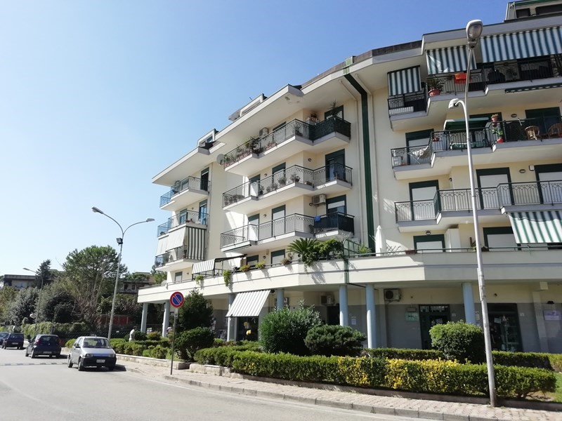 Appartamento in Vendita a San Nicola la Strada, zona centro, 190'000€