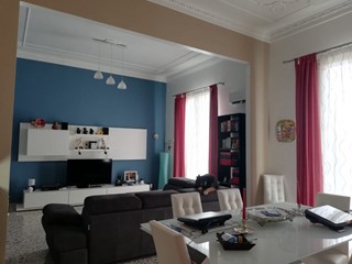 Appartamento in Vendita a Palermo, zona Centro Storico, 250'000€, 158 m²