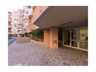 Quadrilocale in Vendita a Pomezia, zona Centrale, 230'000€, 112 m²