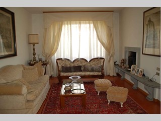 Appartamento in Vendita a Bagno a Ripoli, zona baroncelli, 850'000€, 200 m²