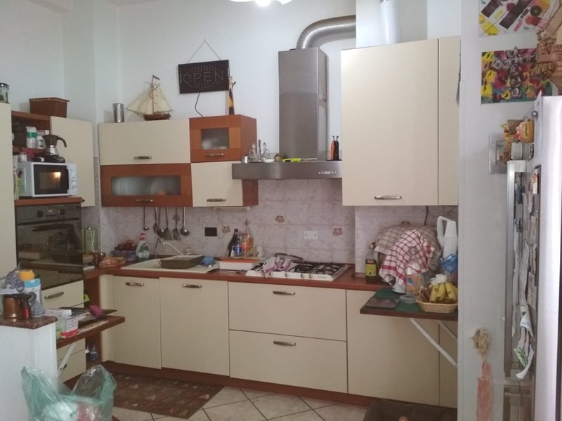 Bilocale in Vendita a Cairate, zona Centro, 39'000€, 65 m²