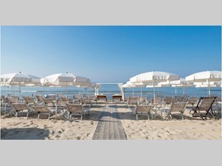 Attività commerciale in Affitto a Chioggia, 930'000€, 9700 m²