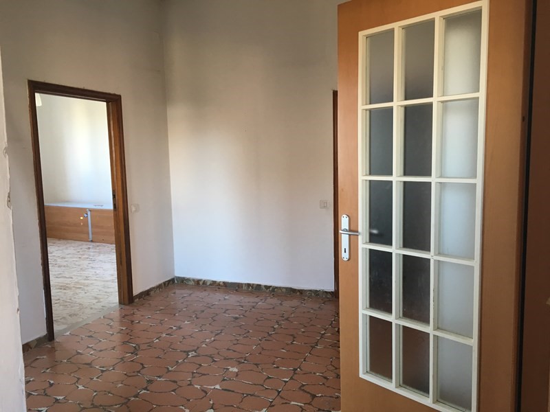 Casa Indipendente in Vendita a Sinalunga, zona BETTOLLE - IL CASATO, 95'000€, 240 m²