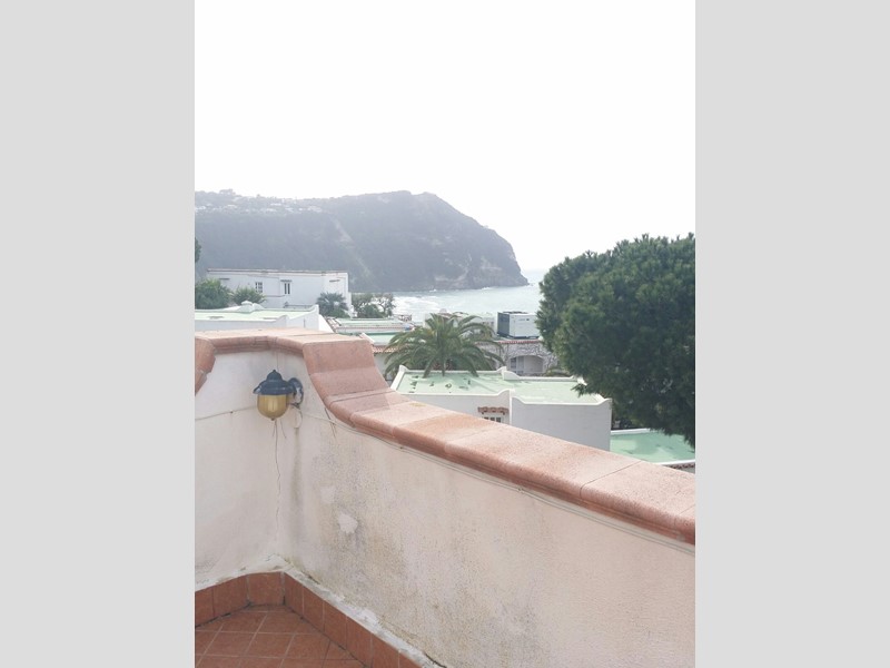 Quadrilocale in Vendita a Forio, zona CITARA, 450'000€, 90 m²