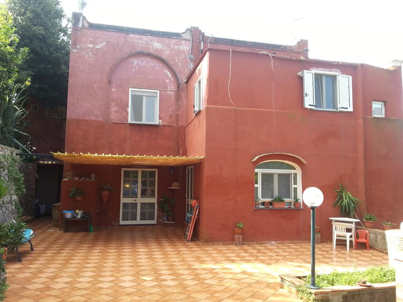 Appartamento in Vendita a Anacapri, zona ANACAPRI CENTRO, 3'200'000€, 900 m²