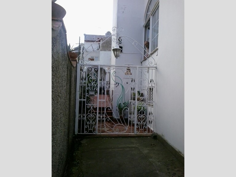 Trilocale in Vendita a Capri, zona CAPRI, 450'000€, 75 m²