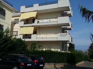 Appartamento in Vendita a Bacoli, zona CAPPELLA, 380'000€, 135 m²