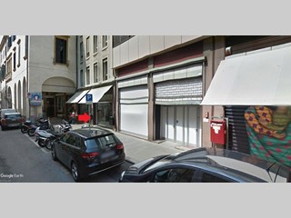 Negozio in Vendita a Padova, zona Centro, 450'000€, 98 m²