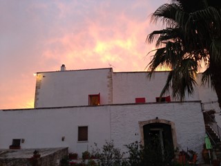 Rustico in Vendita a Conversano, zona contrada Foggiali, 525'000€, 400 m²