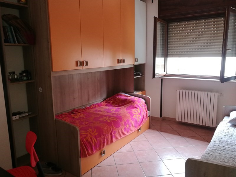 Trilocale in Vendita a Torino, zona SANTA RITA, 125'000€, 65 m²