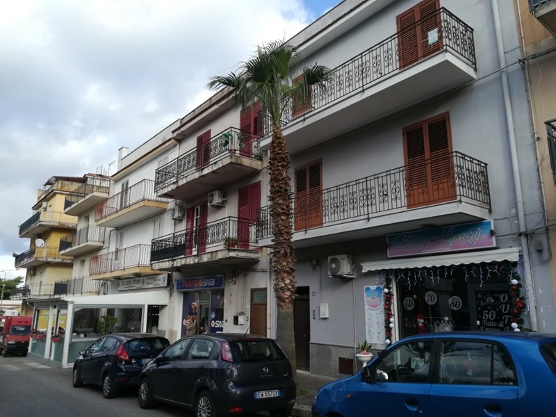 Quadrilocale in Affitto a Carini, zona Villagrazia, 450€, 120 m²
