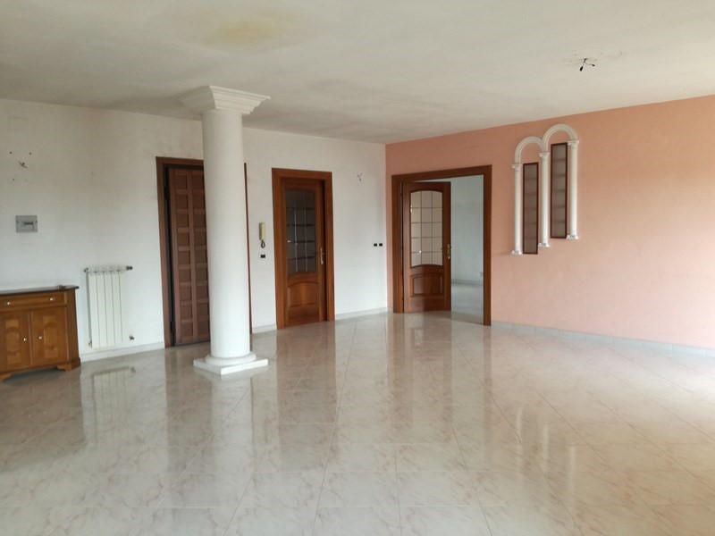 Appartamento in Vendita a Piansano, zona centrale, 176'000€, 180 m²