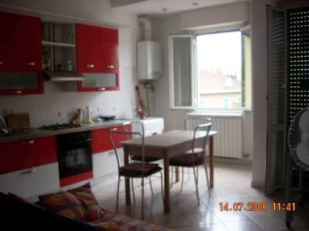 Trilocale in Vendita a Pioltello, zona Limito - Via Monza 4, 95'000€, 75 m², arredato