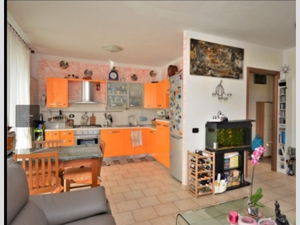 Quadrilocale in Vendita a Vistrorio, zona Bassa Valchiusella, 100'000€, 80 m²