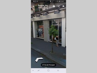 Immobile commerciale in Affitto a Salerno, zona Centro, 2'500€, 100 m²