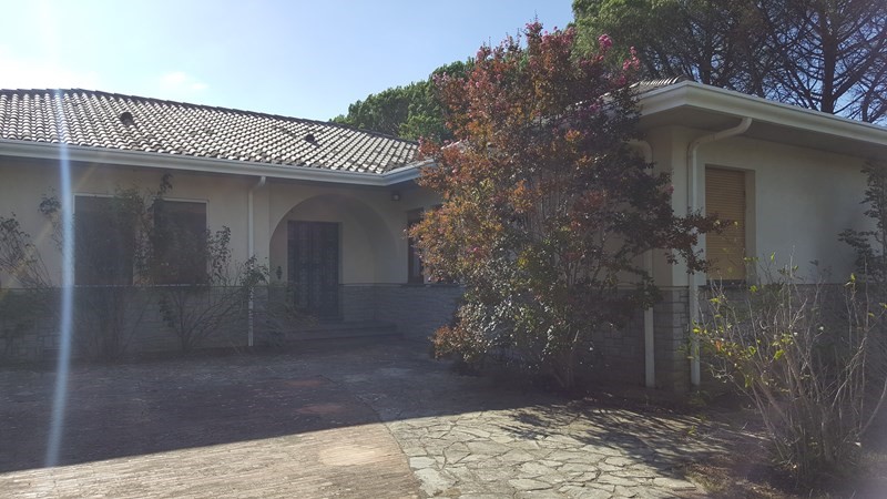 Villa in Vendita a Monteleone d'Orvieto, zona via delle querce, 570'000€, 310 m²