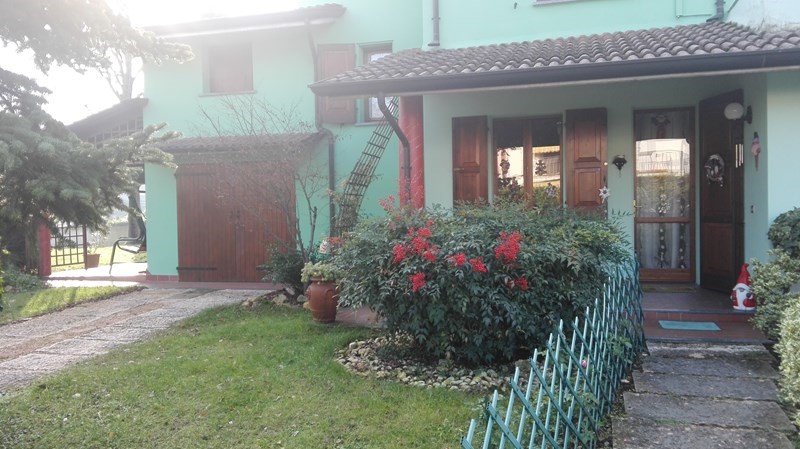 Villetta a schiera in Vendita a San Giorgio Bigarello, 240'000€
