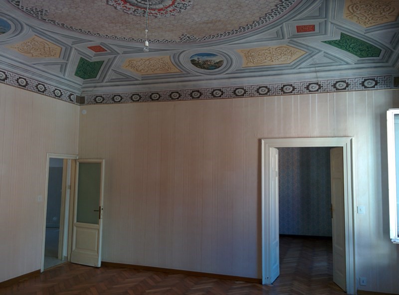 Quadrilocale in Vendita a Jesi, zona Centro, 210'000€, 175 m²