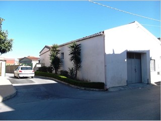 Magazzino in Affitto a Milazzo, zona via San Paolino 33, 500€, 100 m²
