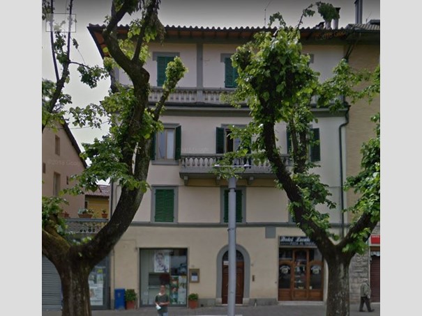 Appartamento in Vendita a Abbadia San Salvatore, zona Centro, 130'000€, arredato
