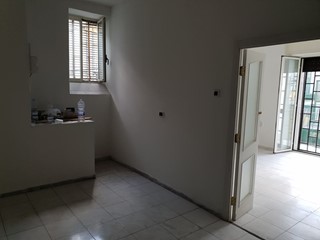 Bilocale in Vendita a Napoli, zona San Giovanni a teduccio , 35'000€, 40 m²